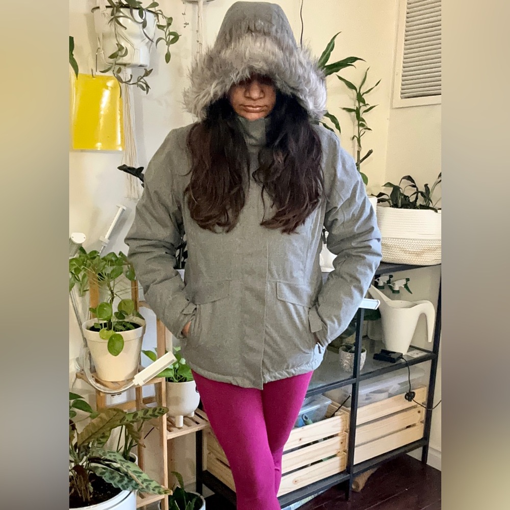 NWOT Mountain Warehouse Snow Textured Women’s Ski Jacket